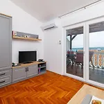 Apartment Helles Nur 150 Meter Zum Mit Jacuzzi, Meerblick, Pool, Billard