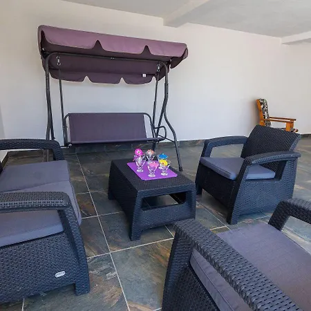 Helles Nur 150 Meter Zum Mit Jacuzzi, Meerblick, Pool, Billard 아파트 *