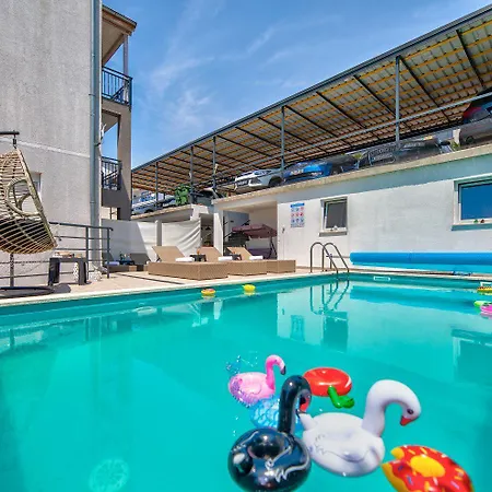Helles Nur 150 Meter Zum Mit Jacuzzi, Meerblick, Pool, Billard Dramalj
