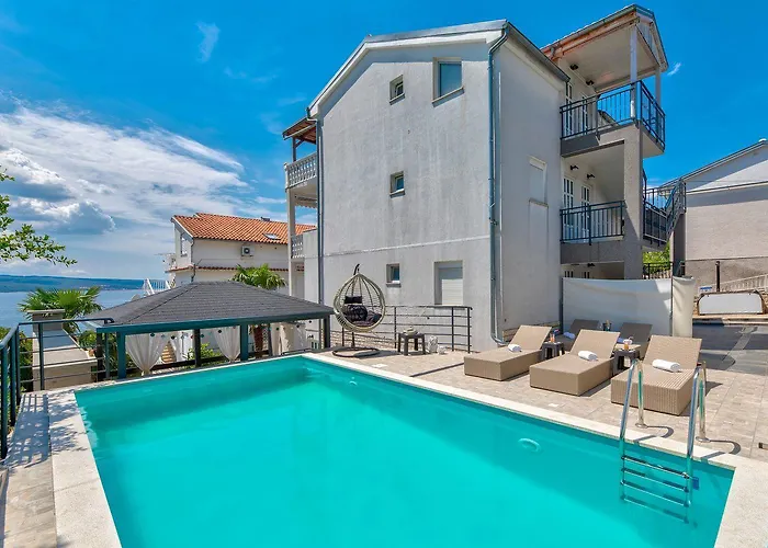 Helles Nur 150 Meter Zum Mit Jacuzzi, Meerblick, Pool, Billard